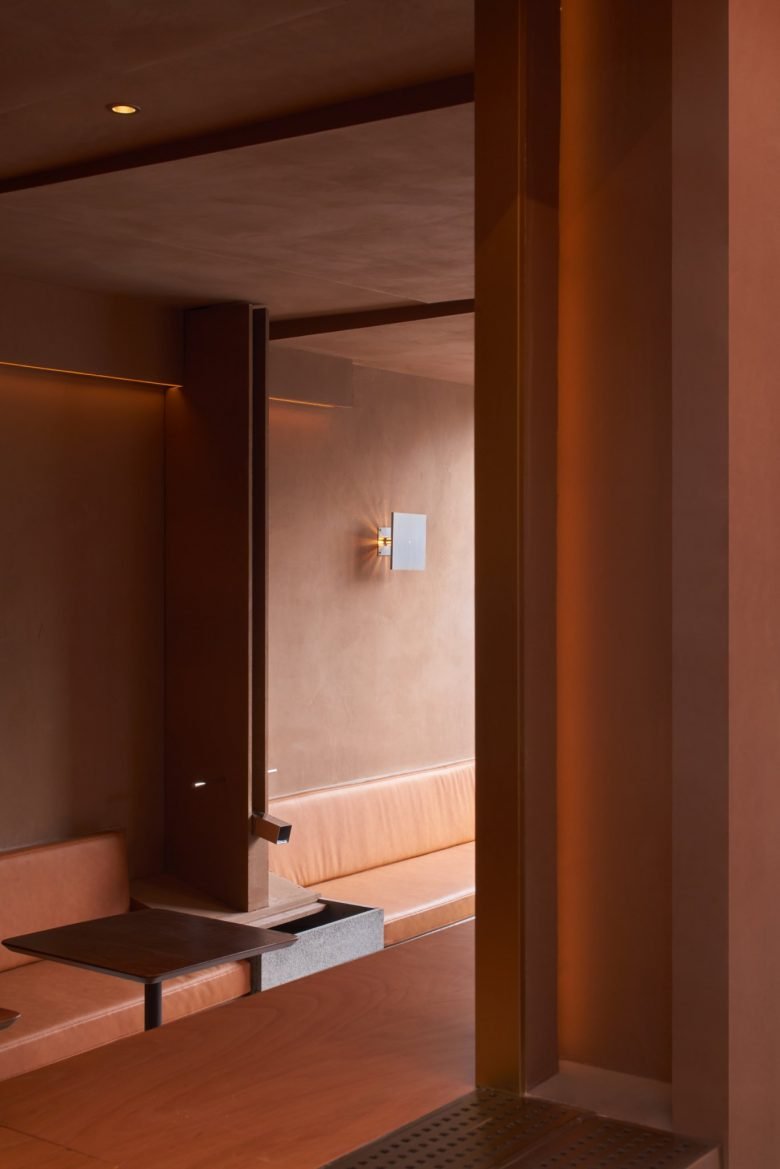 ALL Design Studio 在上海打造“后院”咖啡馆