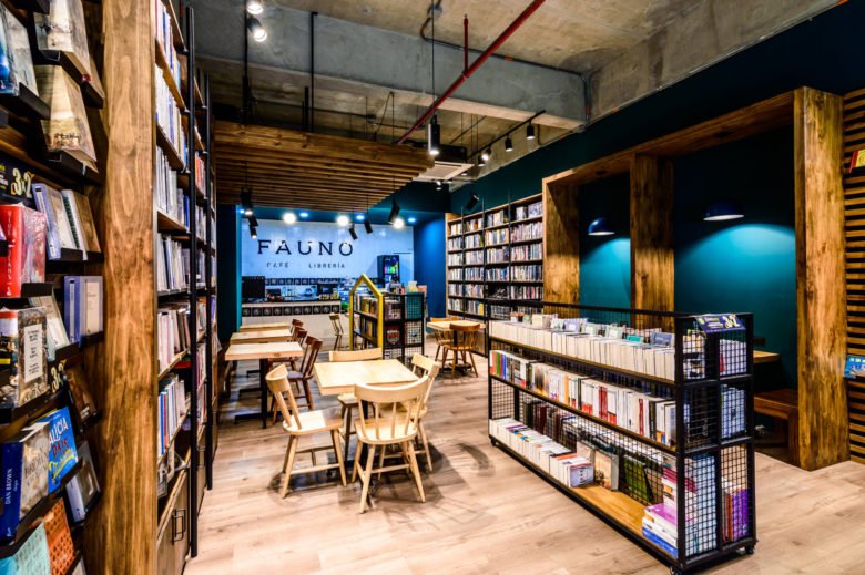 FAUNO – 书店和咖啡店