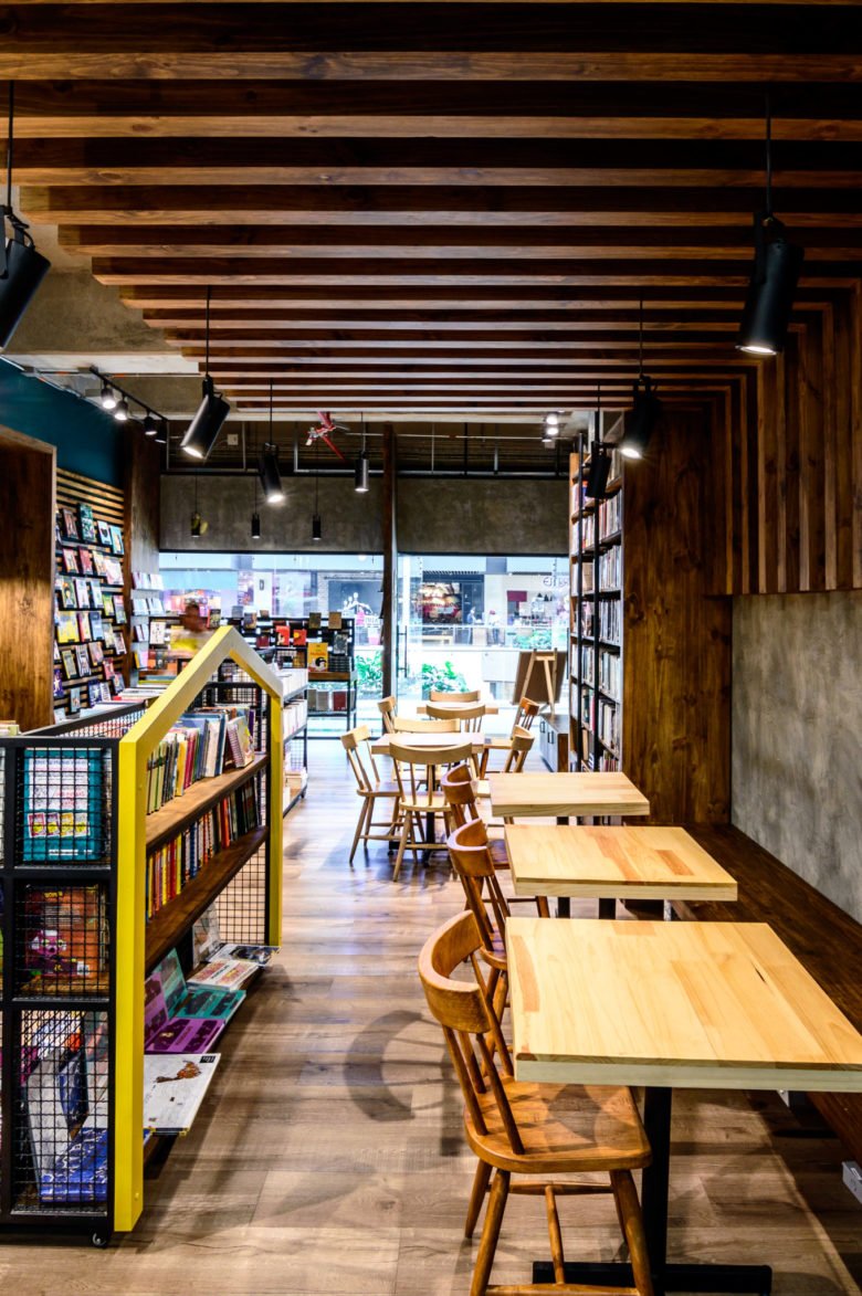 FAUNO – 书店和咖啡店