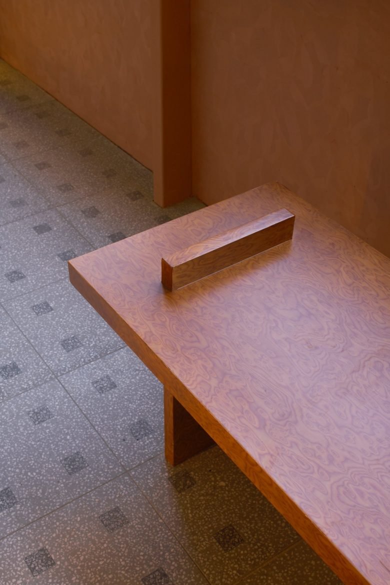 ALL Design Studio 在上海打造“后院”咖啡馆