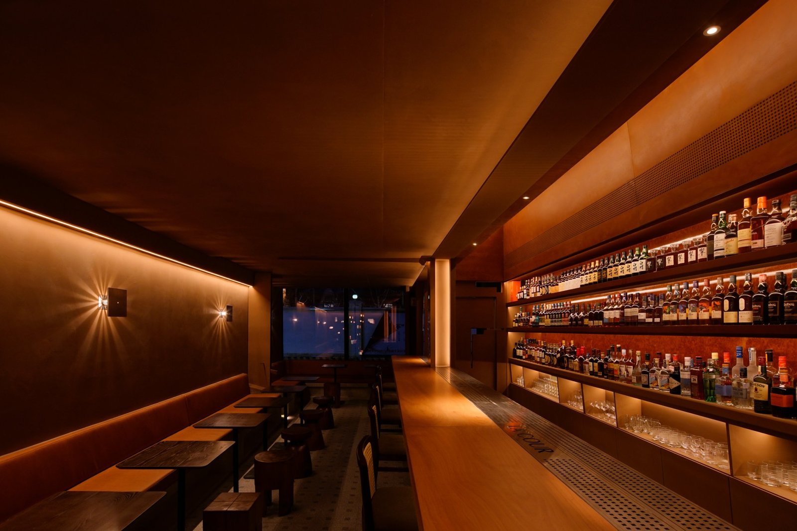 ALL Design Studio 在上海打造“后院”咖啡馆