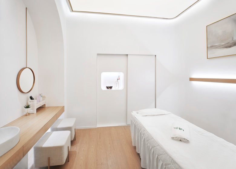 Nazodesign 工作室设计的 InNail 商店