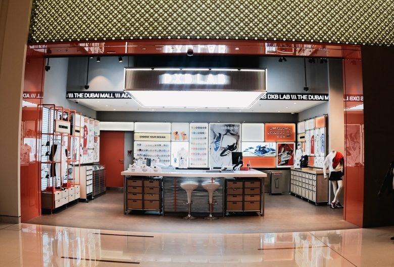 阿迪达斯 – DXB 实验室