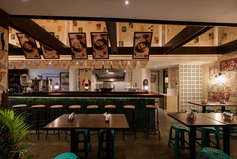 Nyonya Manis 饮酒俱乐部和 Nona Manis 点心俱乐部 by Seniman ruang x erreLUCE