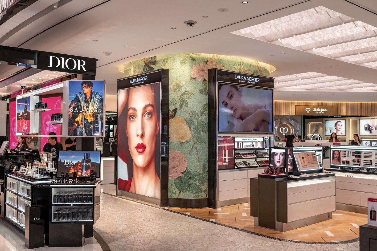 Jeffrey Hutchison & Associates 设计 DFS 新 T 广场