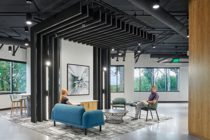 BDH 的 Davis & Associates 办公室