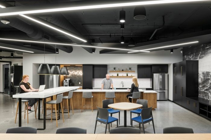 BDH 的 Davis & Associates 办公室