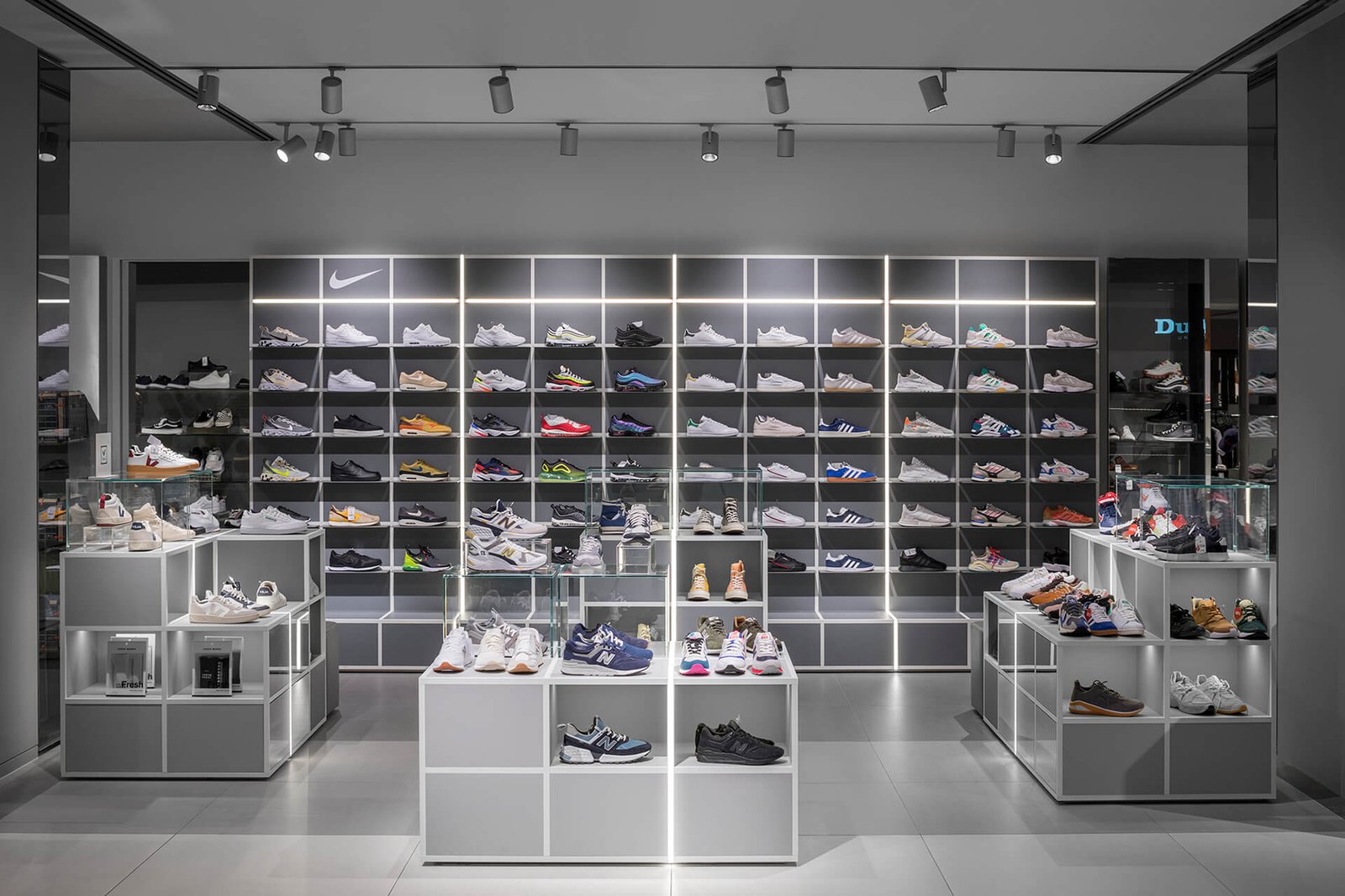 De Bijenkorf 百货商店 by i29