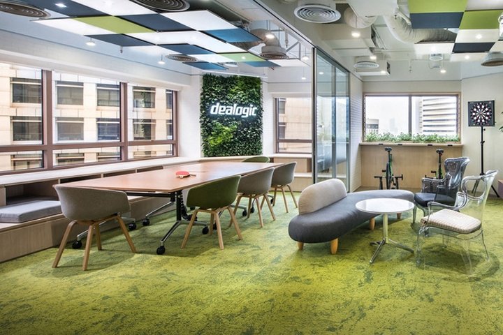 穆氏香港 Dealogic 办公室