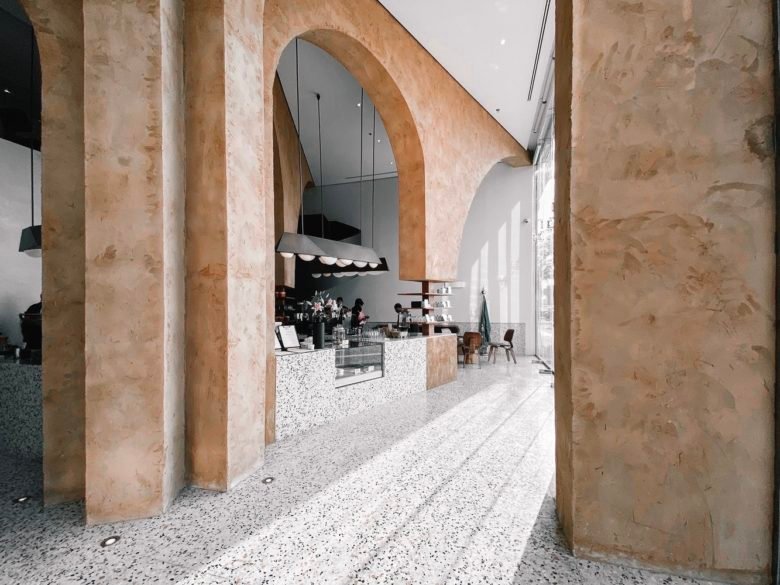 Deco Temple，由 AZAZ Architects 设计的 Elixir Bunn 咖啡烘焙店