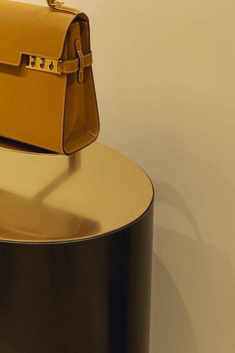 Delvaux 商店由 Vudafieri-Saverino Partners 设计