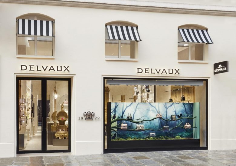 Delvaux 商店由 Vudafieri-Saverino Partners 设计