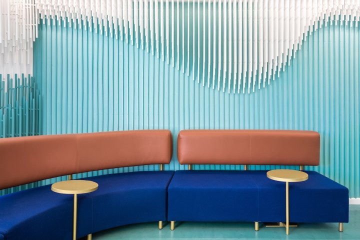 Somriures 牙科诊所，由 Masquespacio 设计，阿尔库迪亚 / 巴伦西亚 – 西班牙