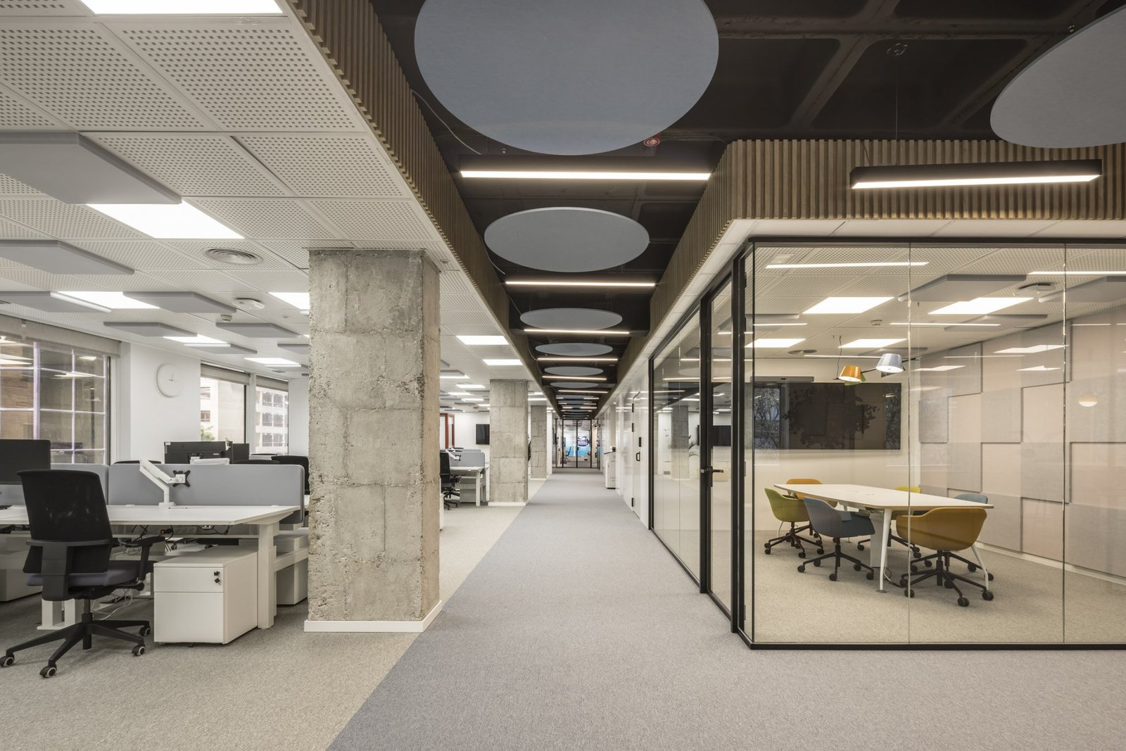 旋转大师办公室