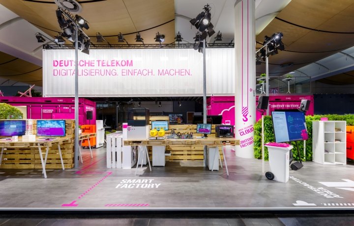 德国电信参加 2016 年汉诺威工业博览会,作者:hartmannvonsiebenthal 德国电信参加 2016 年汉诺威工业博览会,作者:hartmannvonsiebenthal