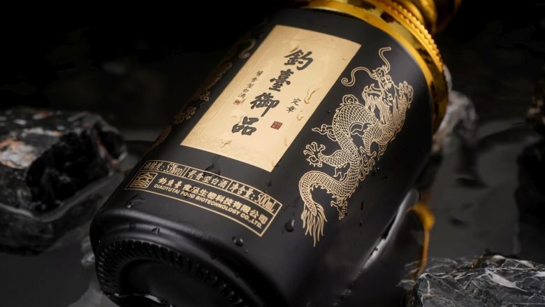 Diaotai Yupin Dingzhang Baijiu by LionPeng Design Studio