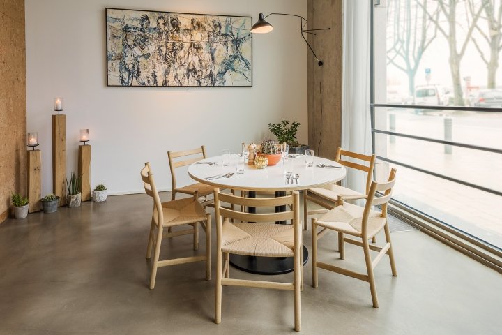 德国汉堡 Mo.studio 设计的 Die Gute Botschaft 餐厅