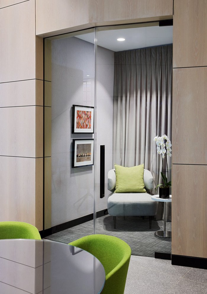 由 Head Interiors 设计的 Dimension Data 办公室