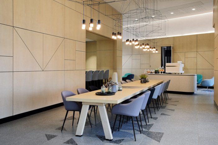 由 Head Interiors 设计的 Dimension Data 办公室