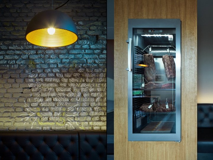 码头屋,由 mar.s 建筑事务所和 out of Earth.h 建筑事务所设计,布拉格 – 捷克共和国 码头屋,由 mar.s 建筑事务所和 out of Earth.h 建筑事务所设计,布拉格 – 捷克共和国