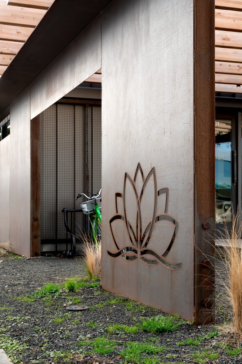 码头大麻 – 巴拉德 码头大麻 – 巴拉德