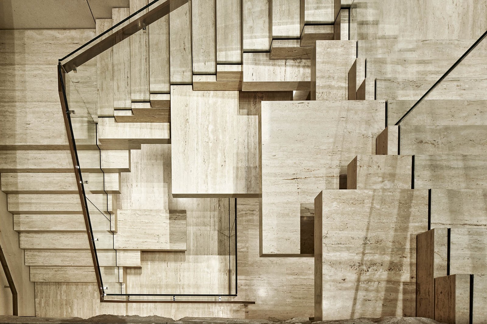 Curiosity 的 Dolce & Gabbana 商店