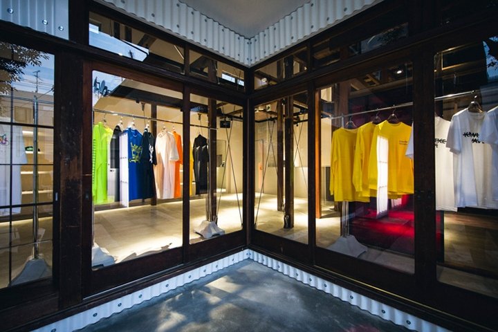 Domicile 东京店，由 Yoshiro Nishi a.k.a. Yoshirotten 设计，东京 – 日本