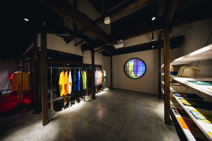 Domicile 东京店，由 Yoshiro Nishi a.k.a. Yoshirotten 设计，东京 – 日本