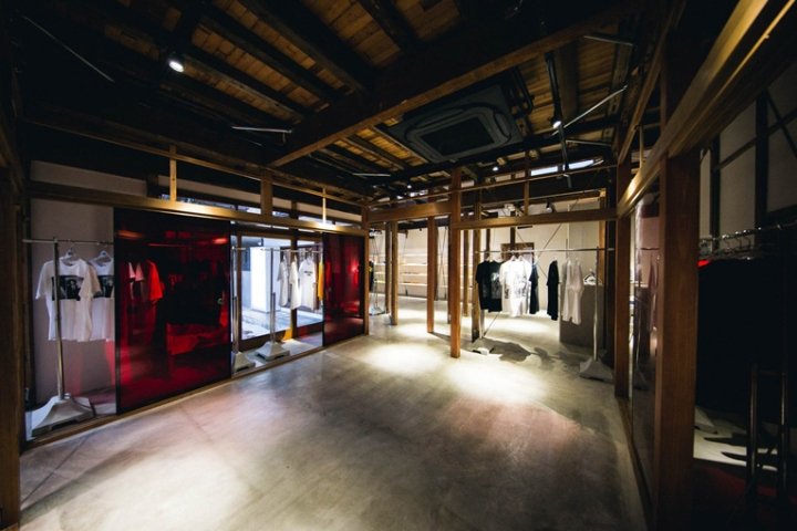 Domicile 东京店，由 Yoshiro Nishi a.k.a. Yoshirotten 设计，东京 – 日本