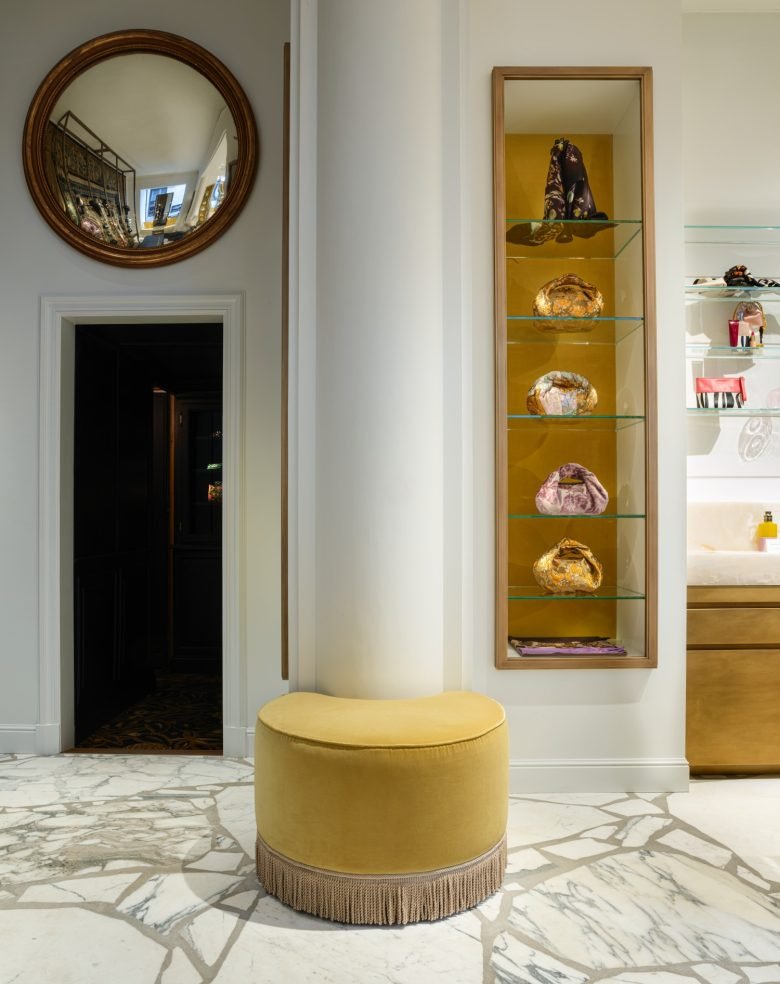 德赖斯·范诺顿 (Dries Van Noten) 专卖店