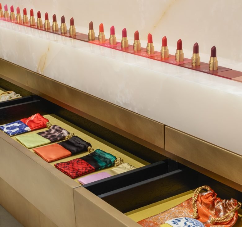 德赖斯·范诺顿 (Dries Van Noten) 专卖店