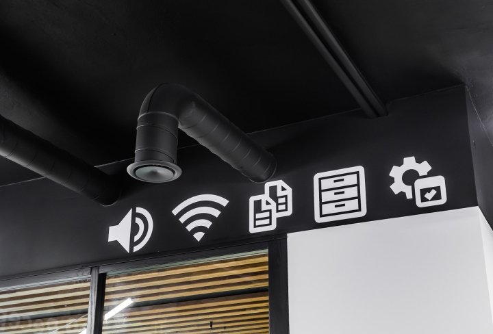 Droids On Roids 办公室（按模式）：lina，弗罗茨瓦夫 – 波兰