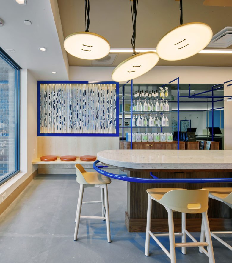 CORE 架构 + 设计的 Dryy 服装护理