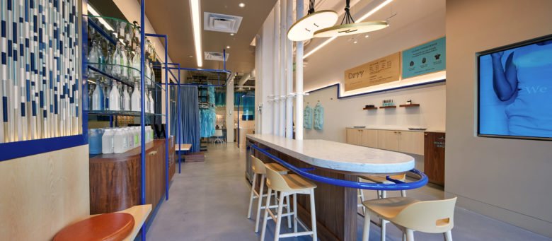 CORE 架构 + 设计的 Dryy 服装护理