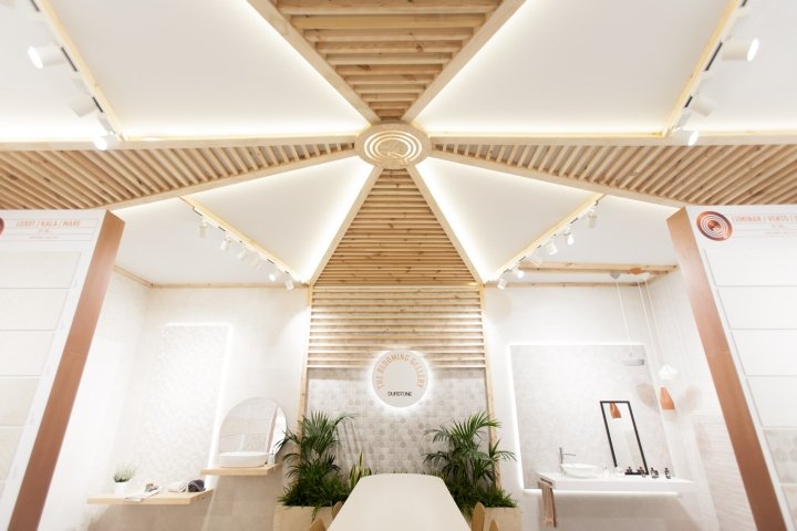 由 VXLAB 在 Cersaie 2017 上设计的 Durstone 展台