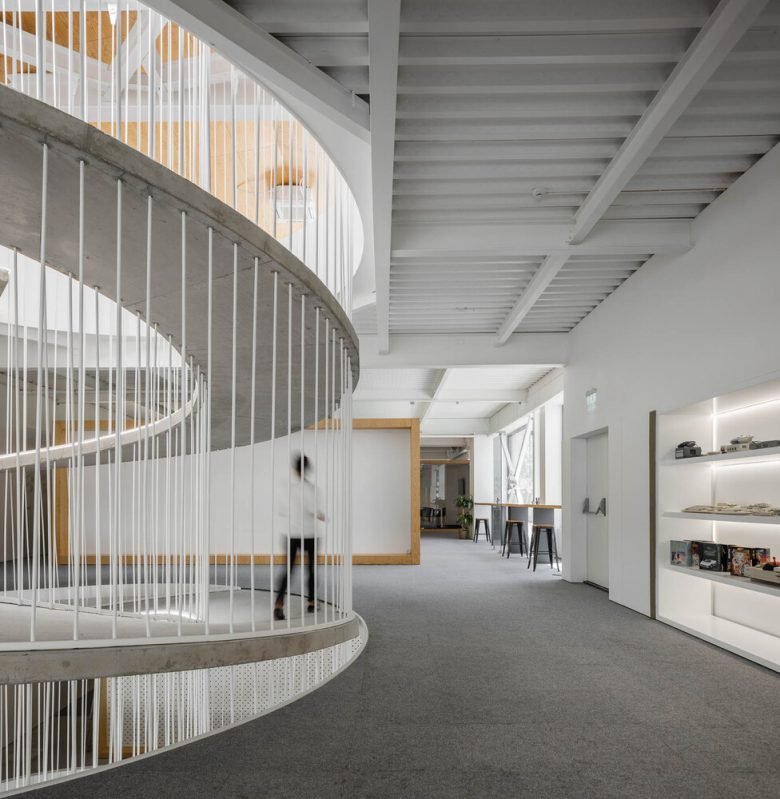 E-goi & Clavel 厨房办公室 / Paulo Merlini arquitetos