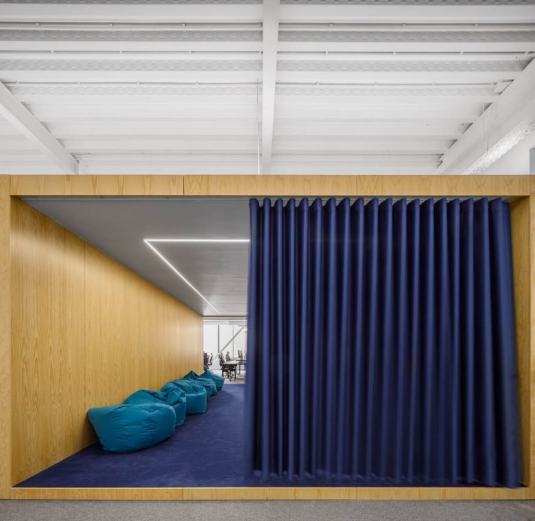 E-goi & Clavel 厨房办公室 / Paulo Merlini arquitetos