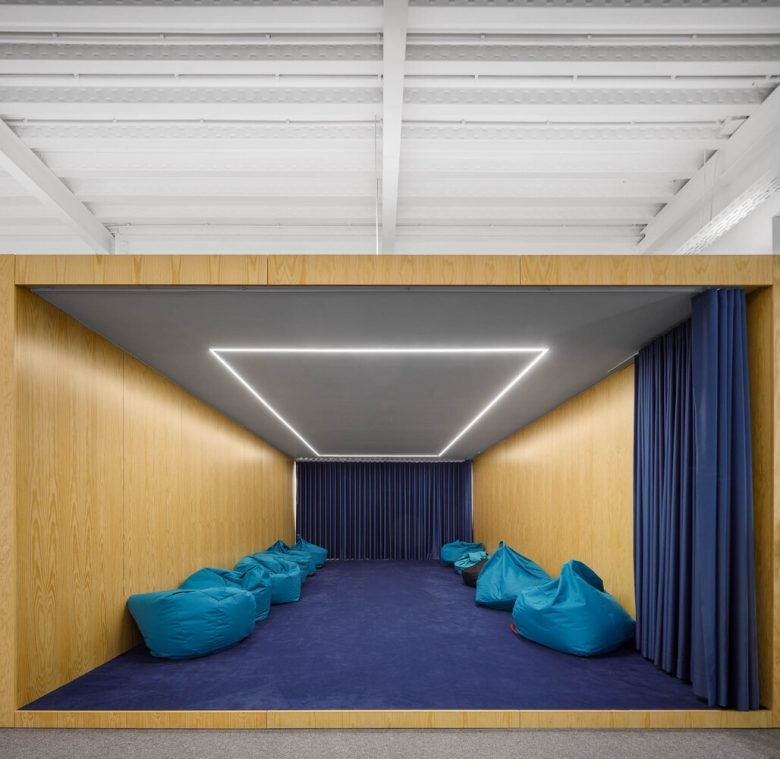 E-goi & Clavel 厨房办公室 / Paulo Merlini arquitetos