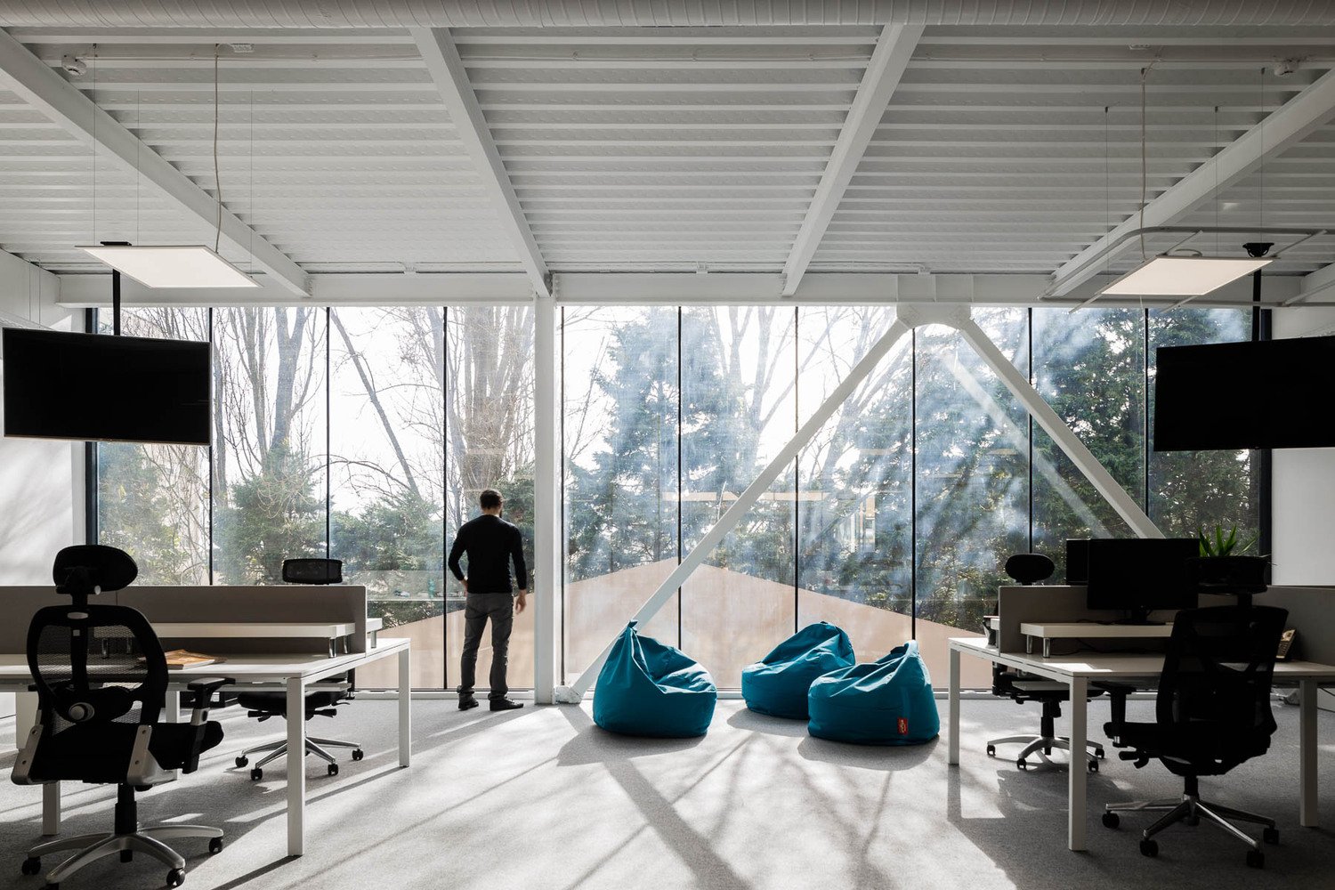 E-goi & Clavel 厨房办公室 / Paulo Merlini arquitetos