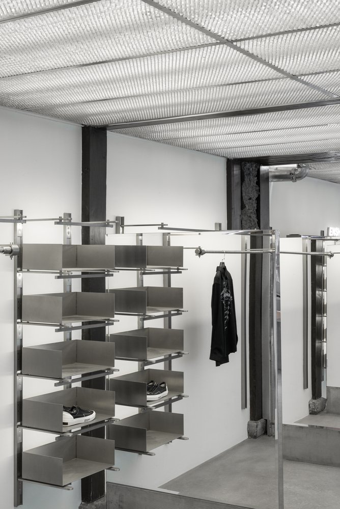 ENSHADOER 商店，由 say 建筑师设计