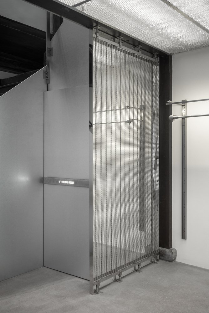 ENSHADOER 商店，由 say 建筑师设计