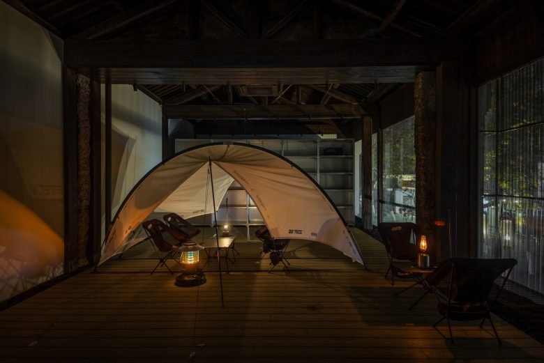 ENSHADOER 商店，由 say 建筑师设计