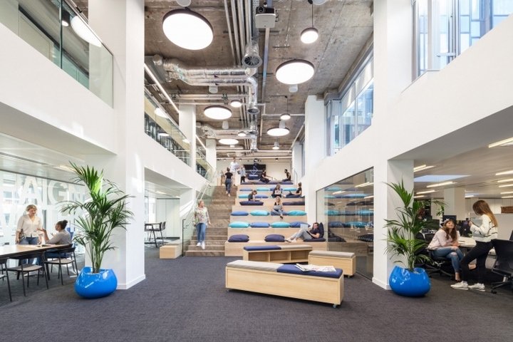 Gensler 扩建爱德曼办公室，英国伦敦