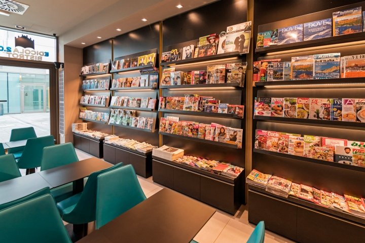 Edicola 2.0 小酒馆，AFA Arredamenti，米兰 – 意大利