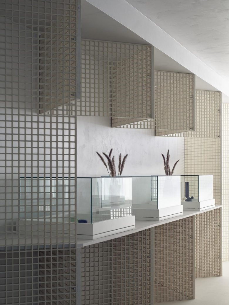 StudioAC 的版本商店