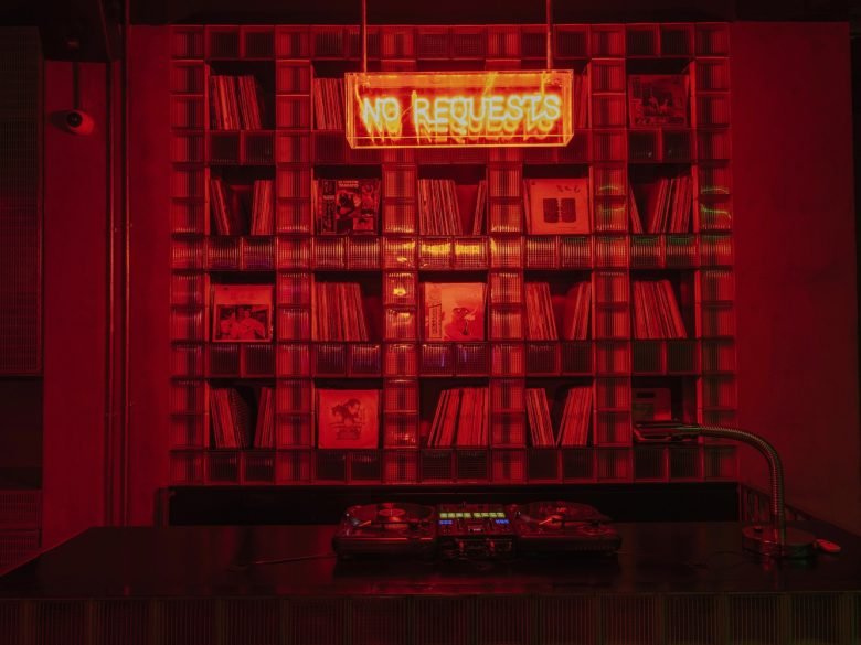 Accent Design Group 的电动当铺 Accent Design Group 的电动当铺