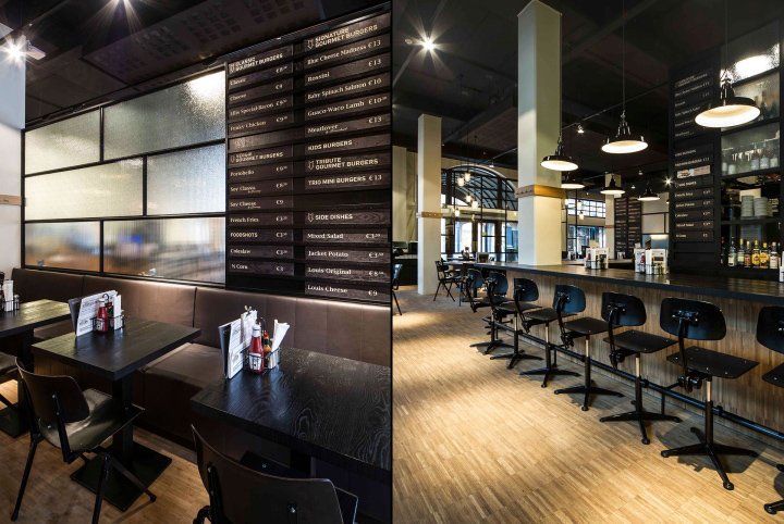 Ellis Burger，不早于十点，马斯梅赫伦 – 比利时