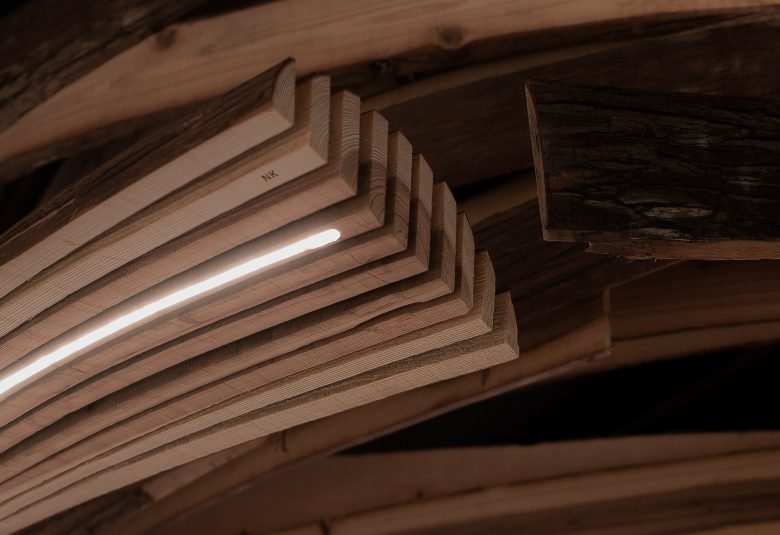 由 Curvink Architects 设计的 Embers 餐厅