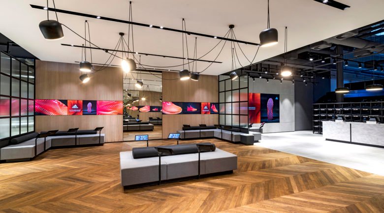 Dalziel & Pow 设计的 Eobuwie 商店