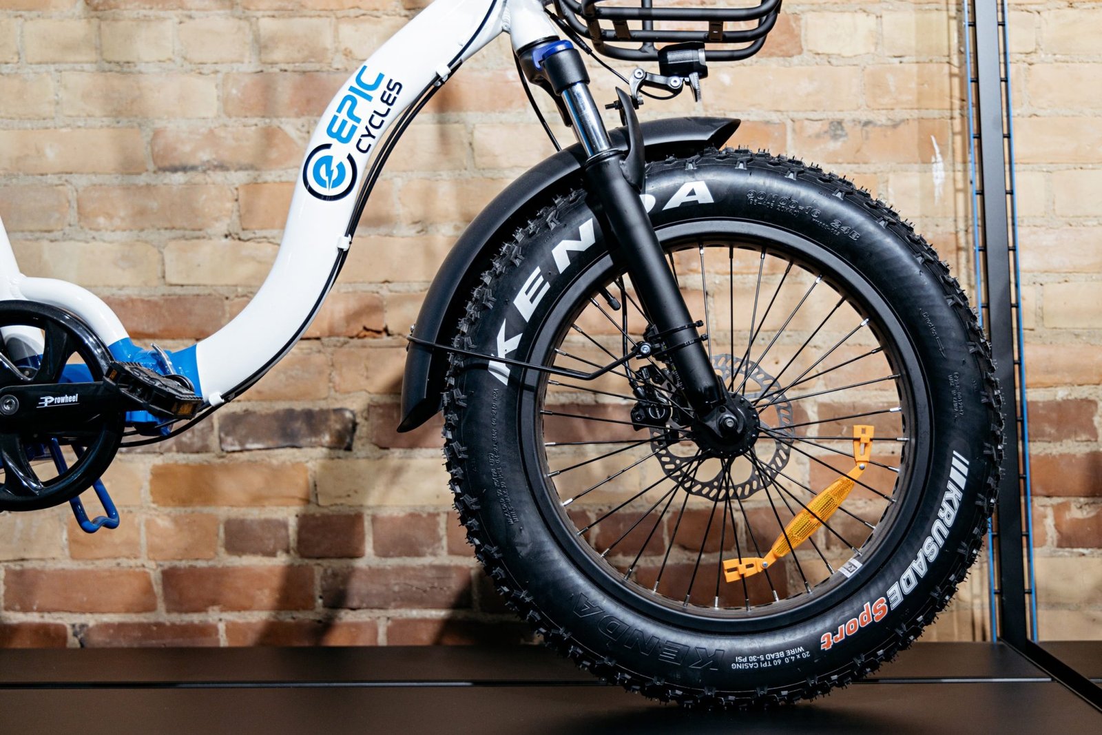 图 3 的 Epic Cycles 自行车店